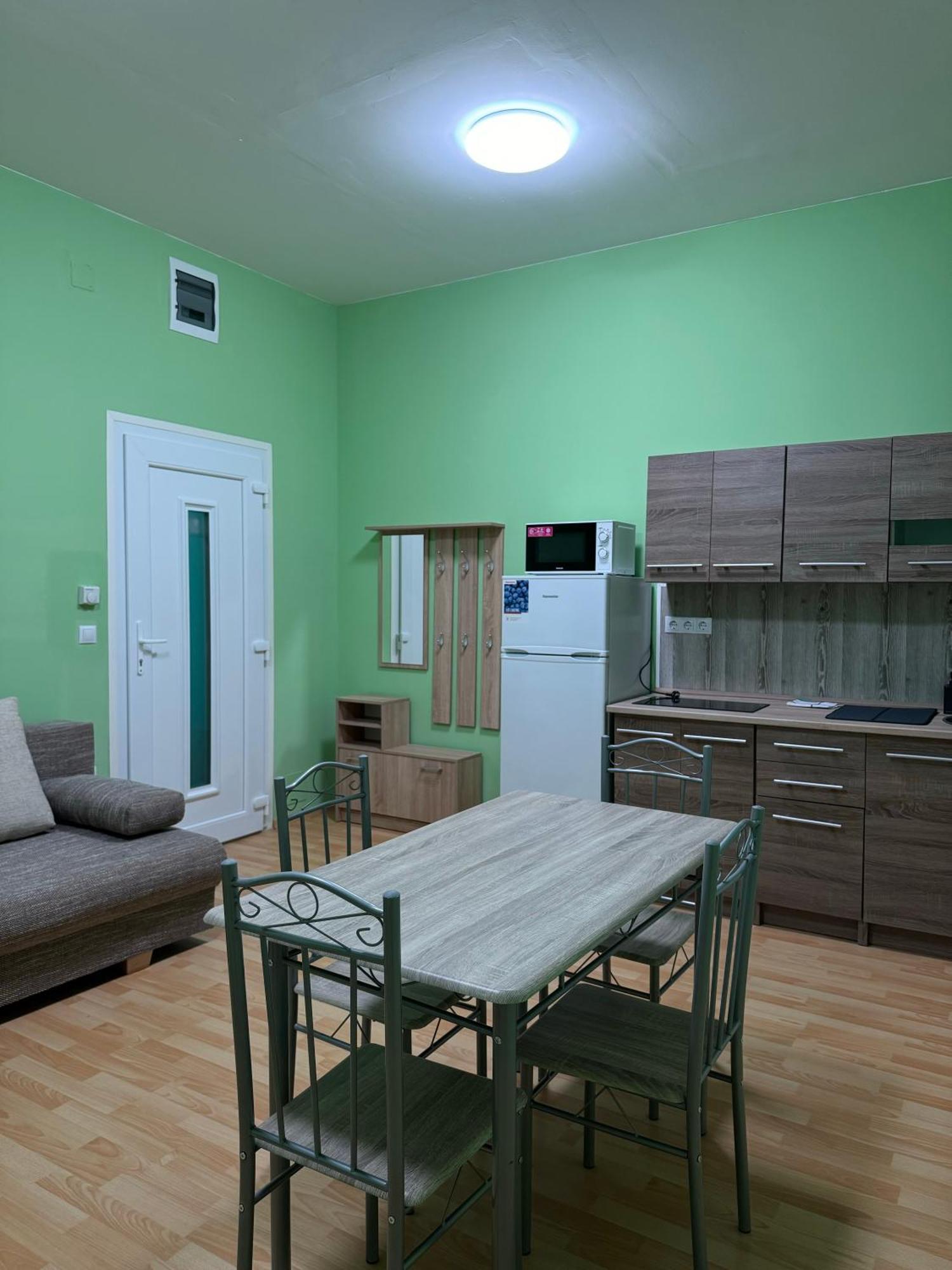 Heviz Gracia Apartment Экстерьер фото